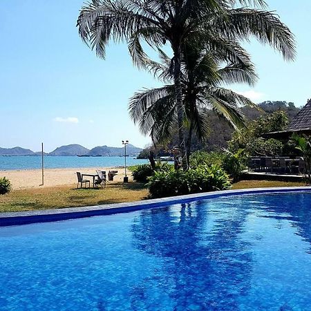 Luwansa Beach Hotel Labuan Bajo Exterior photo
