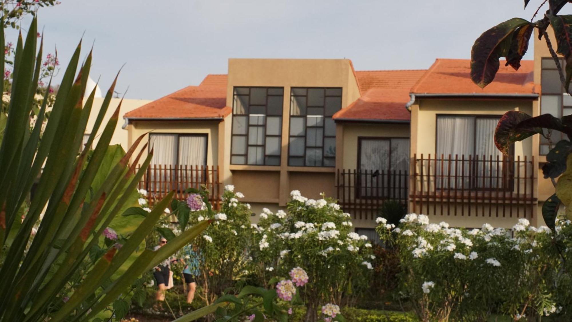 Luwansa Beach Hotel Labuan Bajo Exterior photo