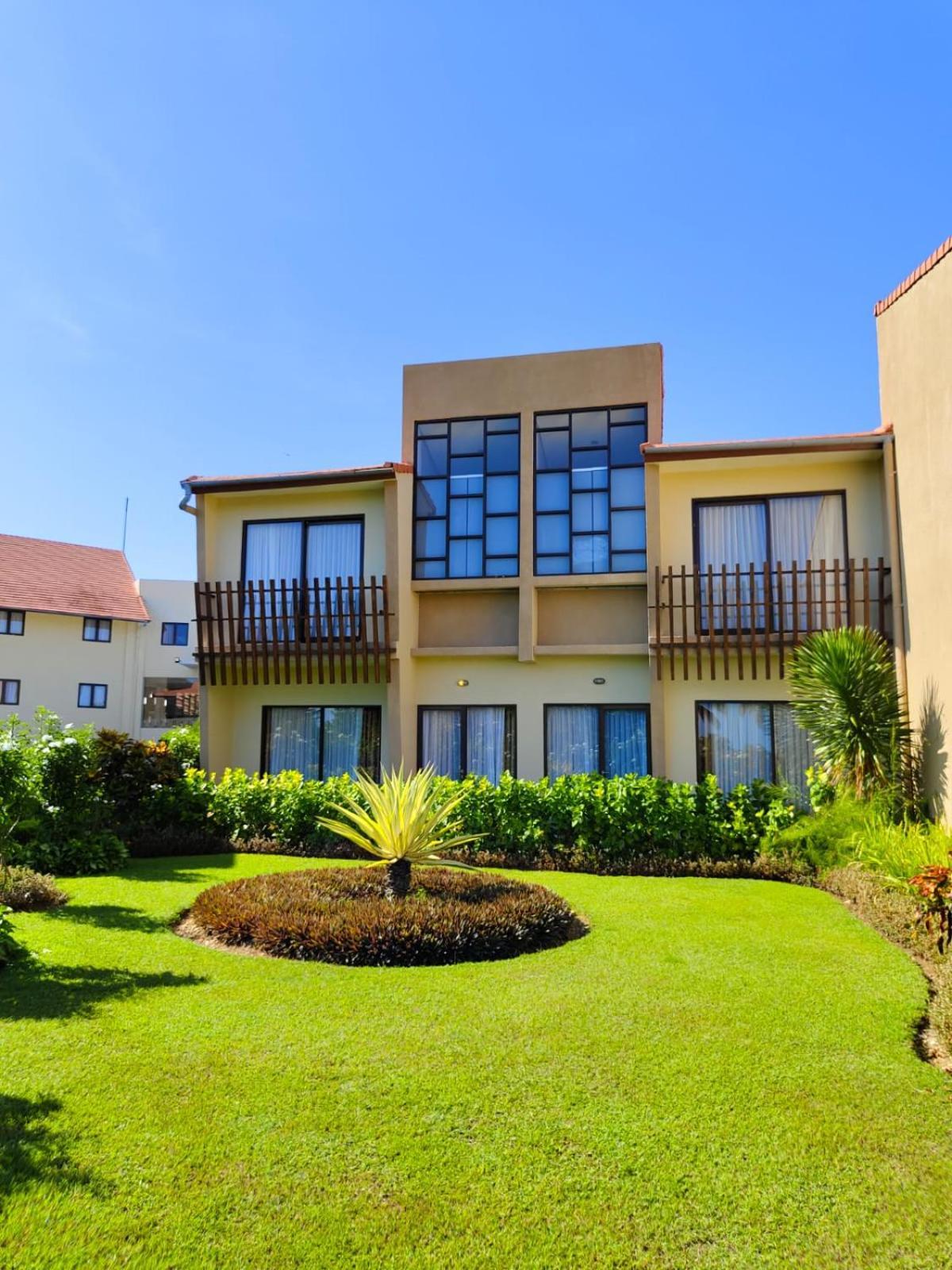 Luwansa Beach Hotel Labuan Bajo Exterior photo