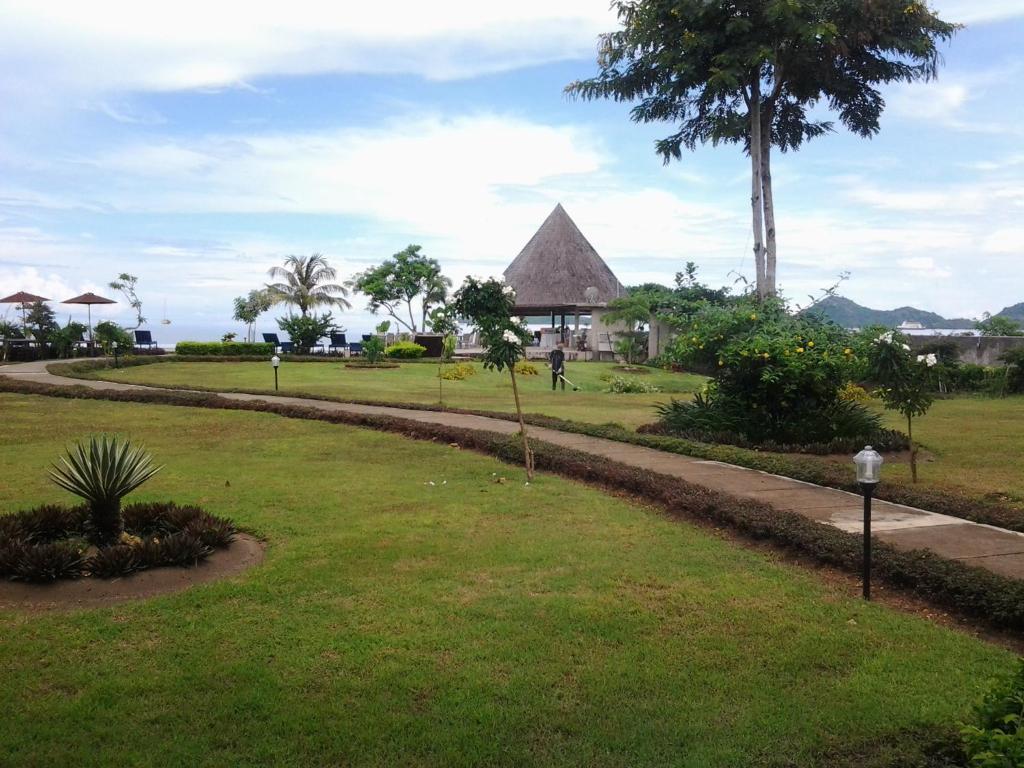 Luwansa Beach Hotel Labuan Bajo Room photo